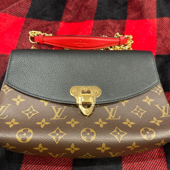 Louis Vuitton St Placide - Picture 3 of 14